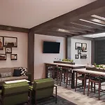 Hampton Inn & Suites Los Angeles/Sherman Oaks